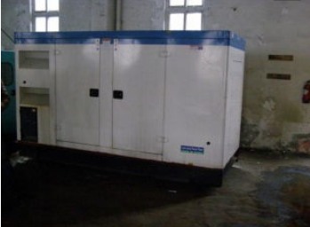 海南藏族康明斯150kw大型柴油二手发电机组